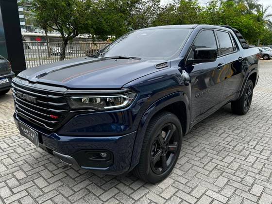 RAM RAMPAGE 2.0 HURRICANE 4 TURBO GASOLINA R/T 4X4 AUTOMÁTICO